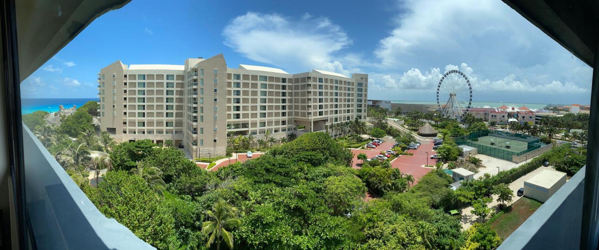 Condo In Ocean Front Resort Cancun Room photo