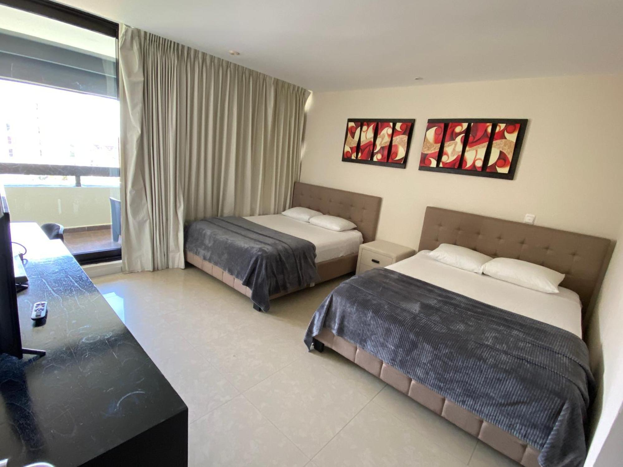 Condo In Ocean Front Resort Cancun Room photo
