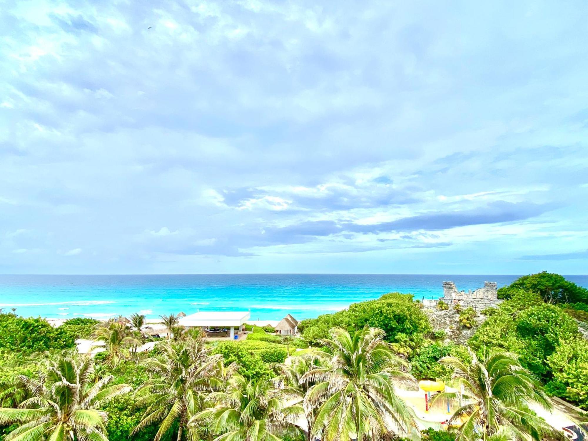 Condo In Ocean Front Resort Cancun Room photo